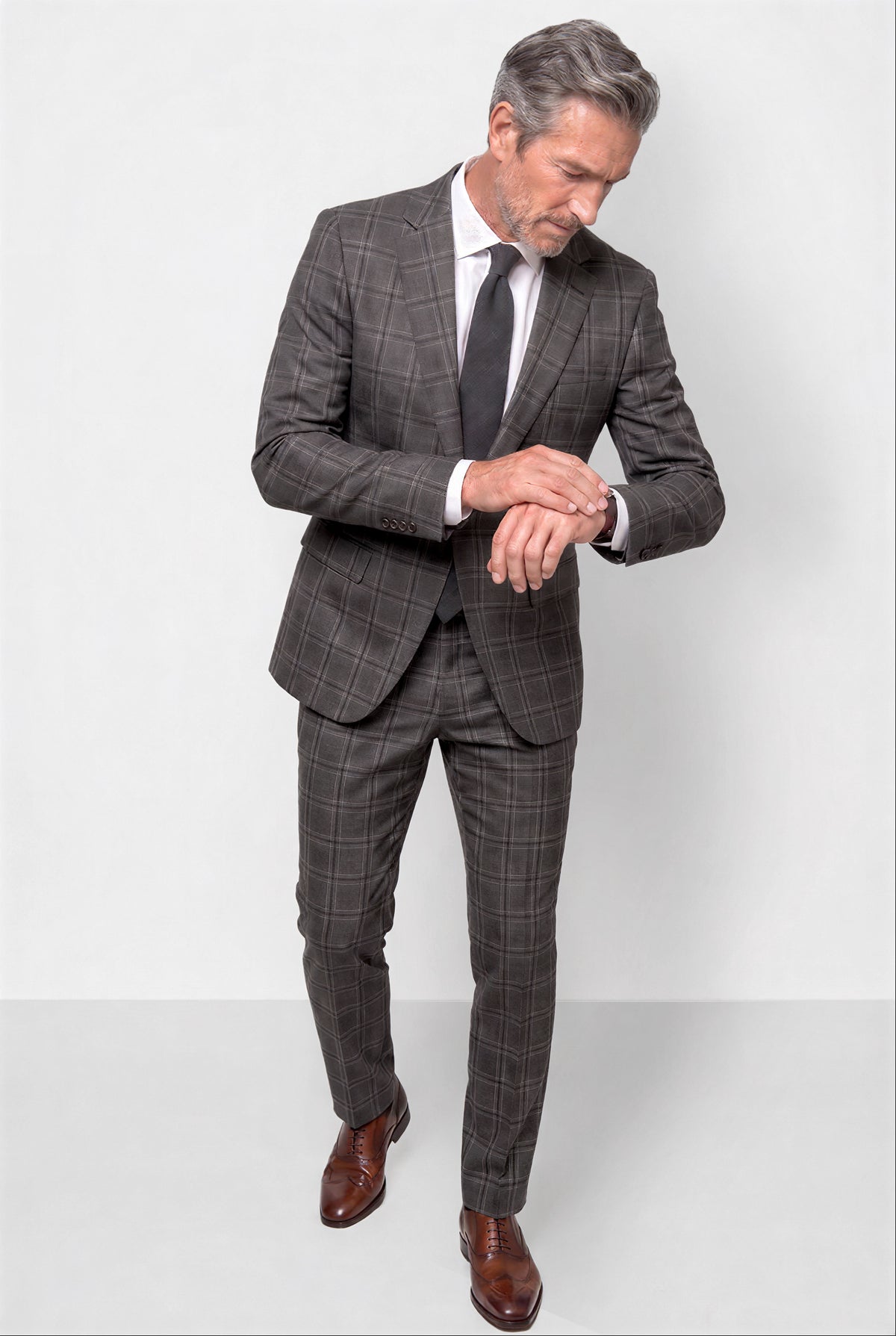 Bold Check 130s Suit — Gray
