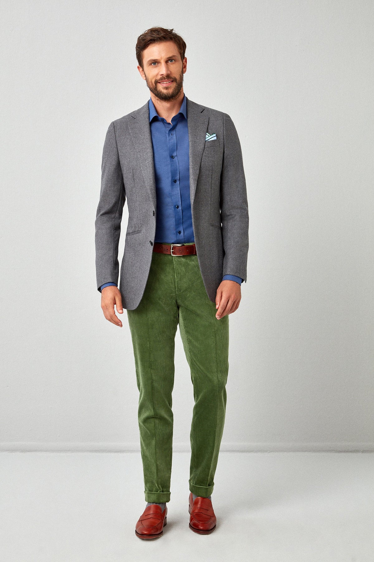 2 ways to combine a bottle green blazer | Green shirt outfits, Dapper  gentleman style, Mens smart casual outfits