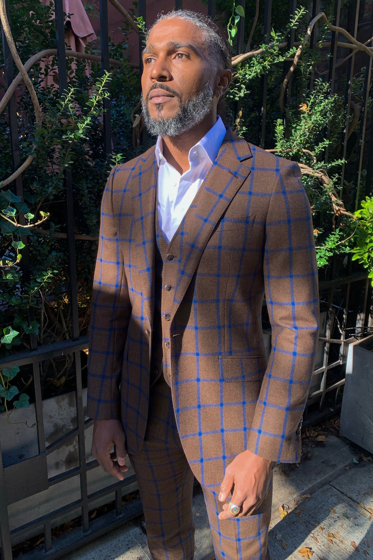 English Bold Windowpane